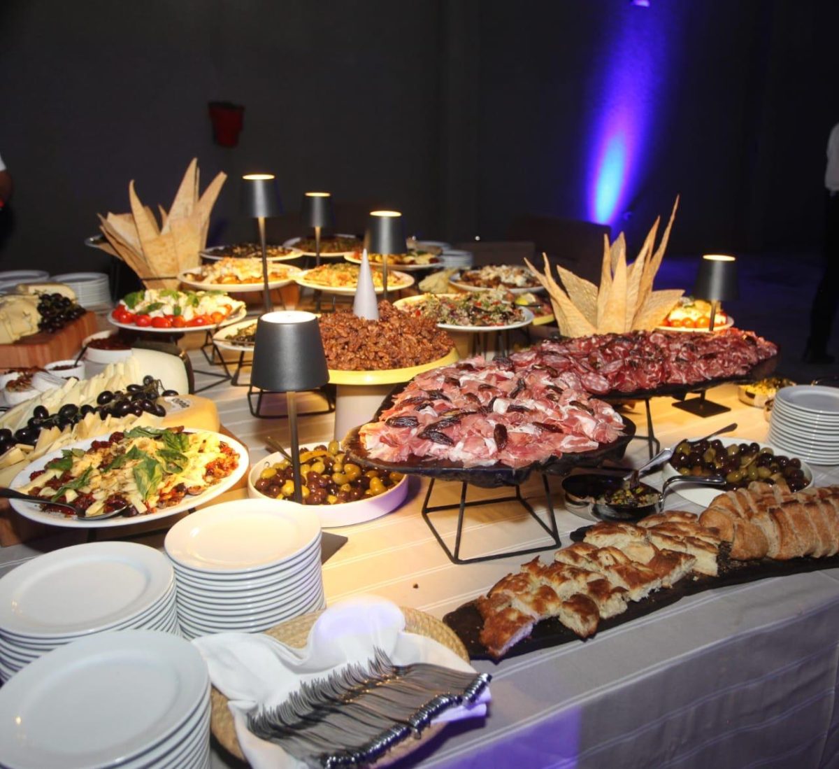 Gestión de Proveedores, Sponsors y Servicios Complementarios